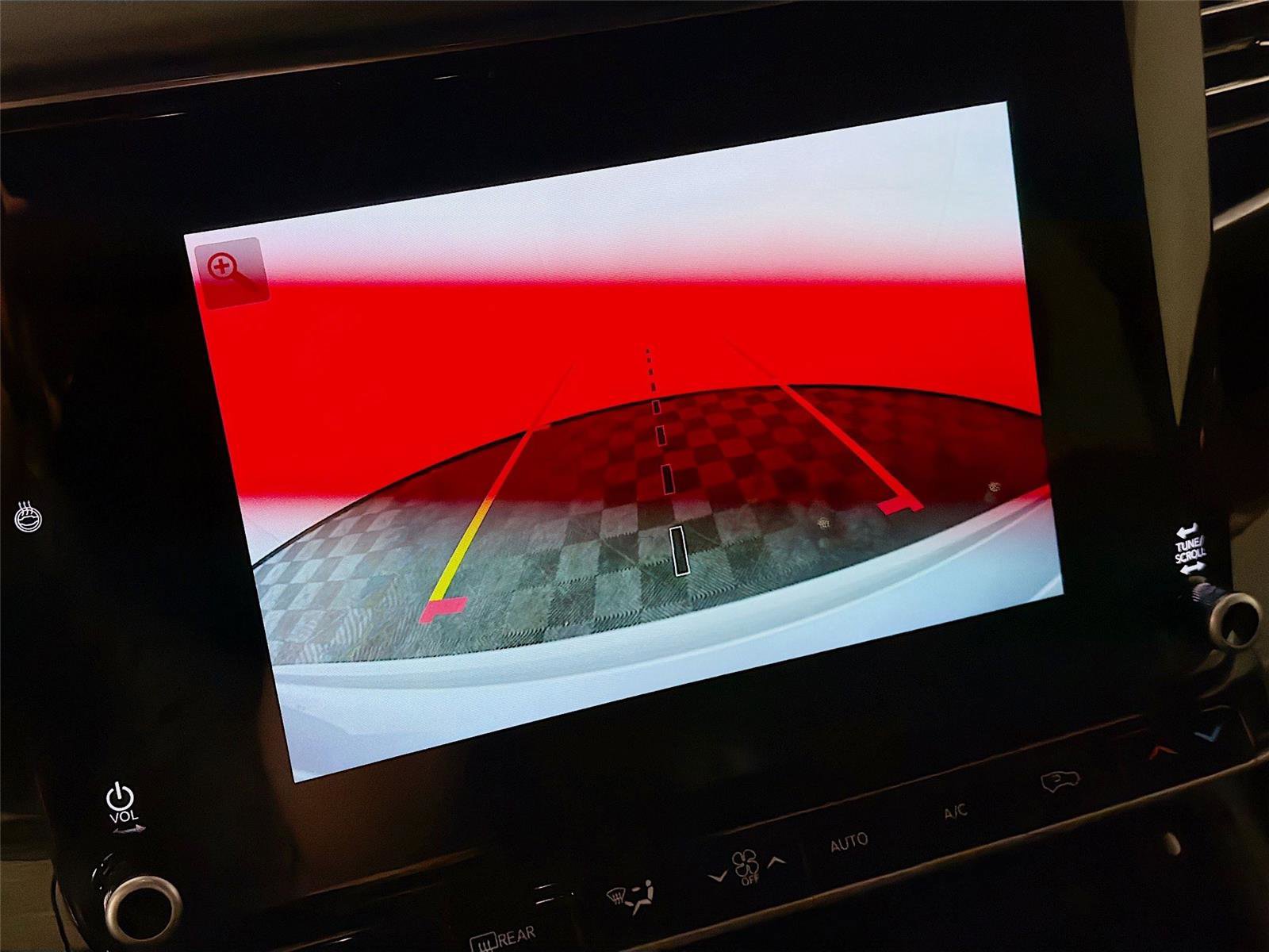 Used 2022 Jeep Wagoneer Series II w/ Rear Seat Video Group 1 image 16