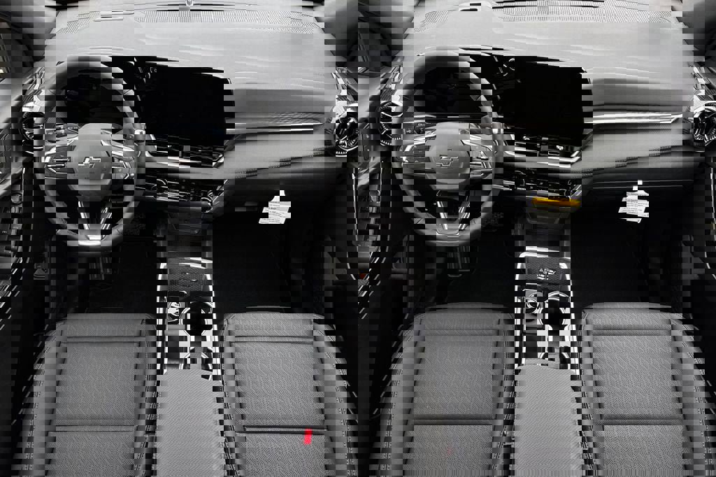 New 2026 Chevrolet Equinox LT w/ Convenience Package II image 13