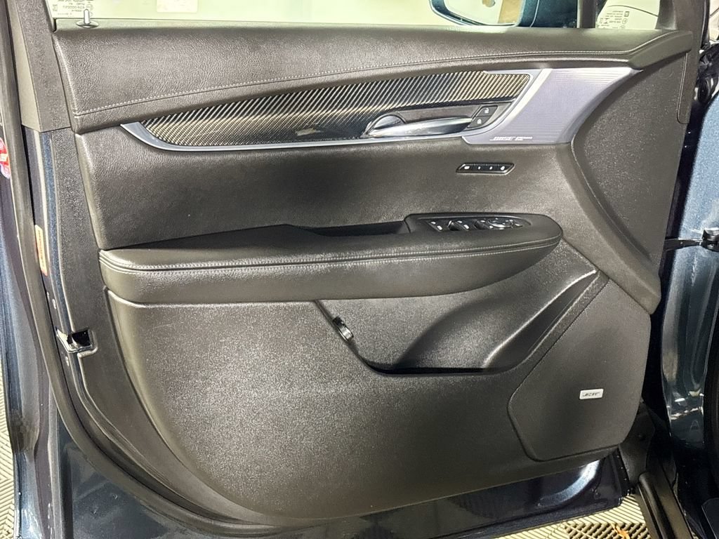 Used 2020 Cadillac XT6 Sport AWD/4WD image 10