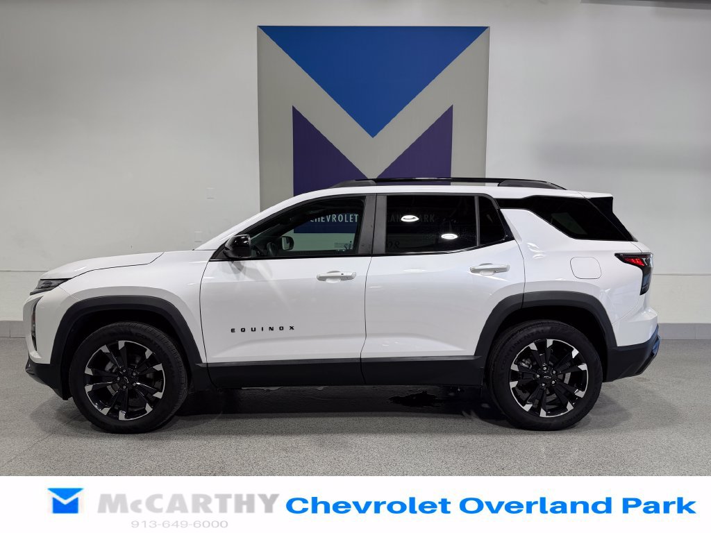 Used 2025 Chevrolet Equinox RS w/ Safety and Technology Package AWD/4WD image 8
