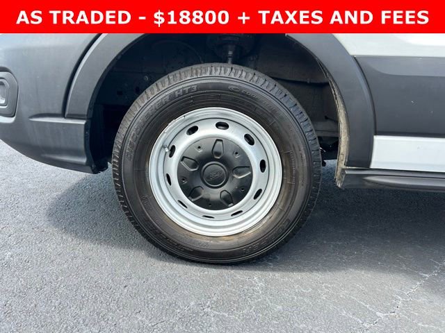 Used 2020 Ford Transit 150 Low Roof RWD image 9
