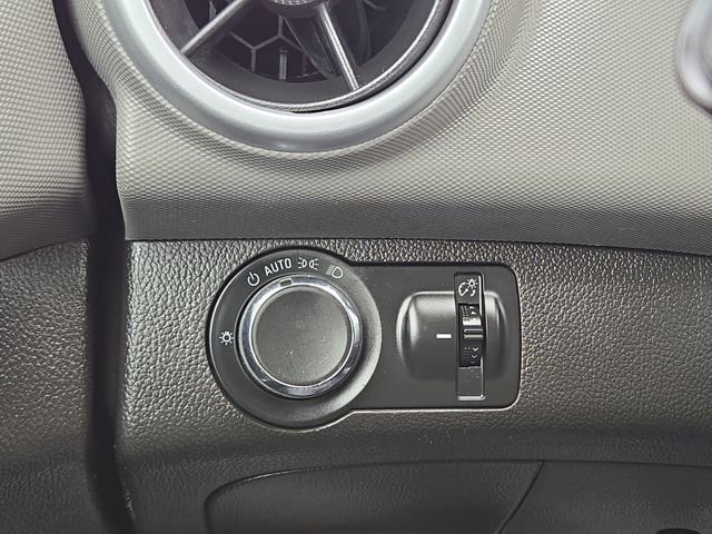 Used 2018 Chevrolet Sonic LT image 19