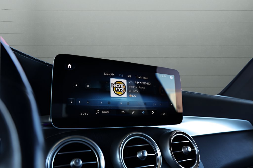 Used 2022 Mercedes-Benz GLC 300 4MATIC Coupe image 19