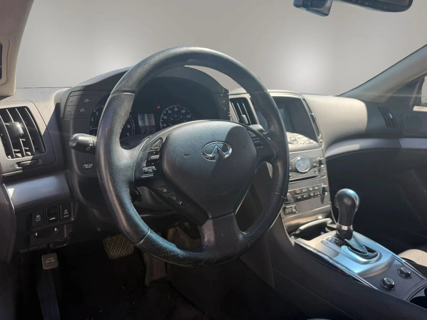 Used 2012 INFINITI G37 Journey w/ Premium Pkg RWD image 12