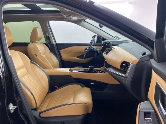 Used 2023 Nissan Rogue Platinum image 13