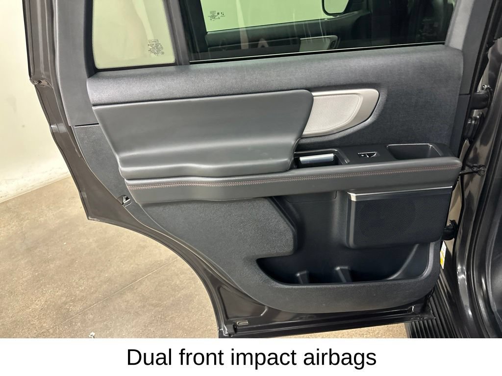 Used 2025 Ford Expedition Active AWD/4WD image 35