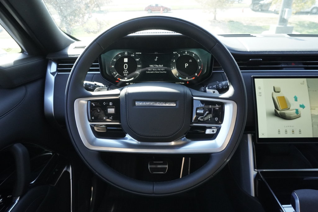 New 2026 Land Rover Range Rover Long Wheelbase SE AWD/4WD image 10