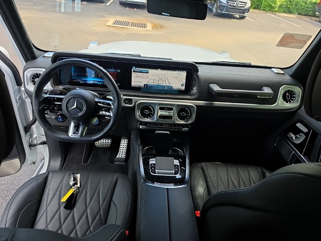 Used 2025 Mercedes-Benz G 63 AMG 4MATIC image 4