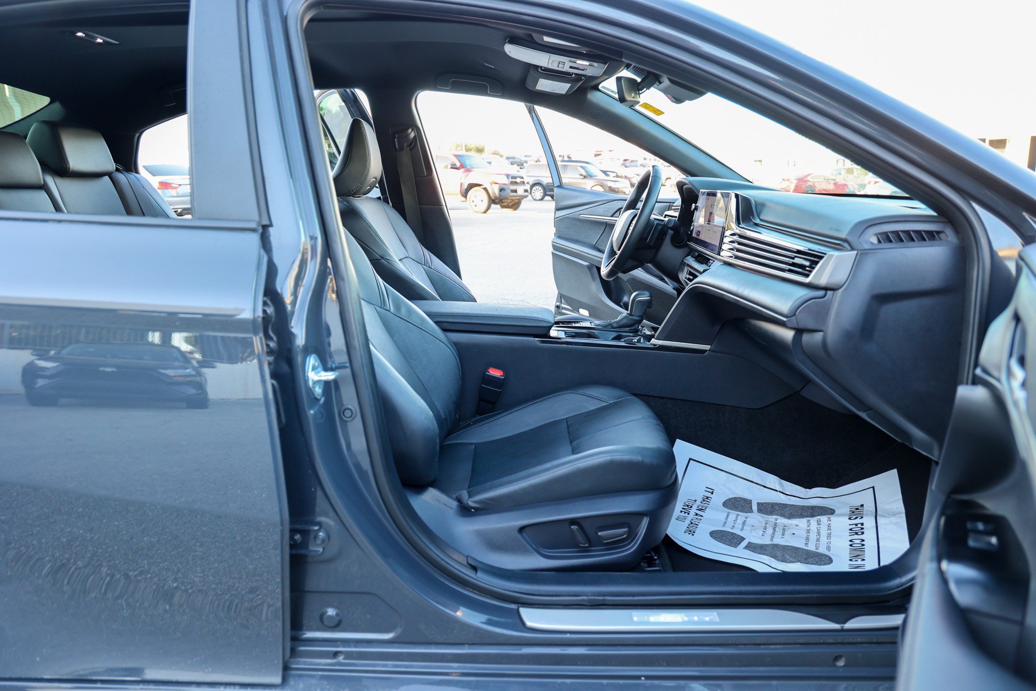 Used 2025 Toyota Camry XSE FWD image 42
