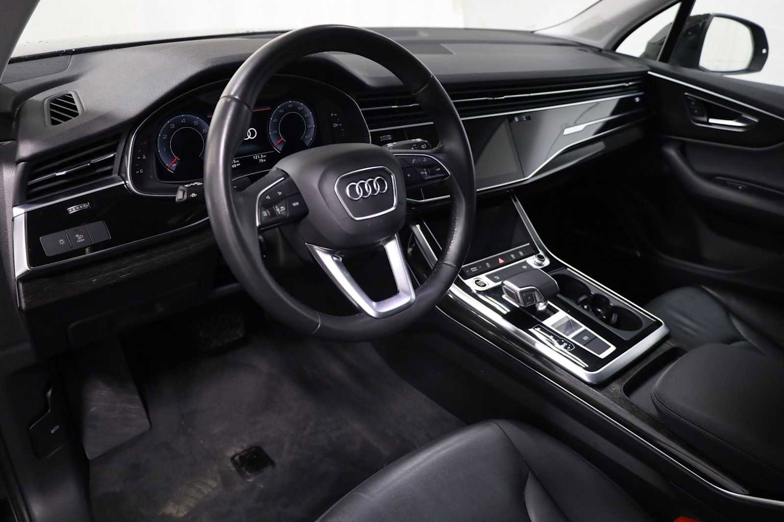 Used 2022 Audi Q7 Premium Plus image 4