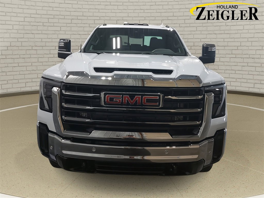New 2026 GMC Sierra 3500 SLT w/ SLT Premium Package video 2