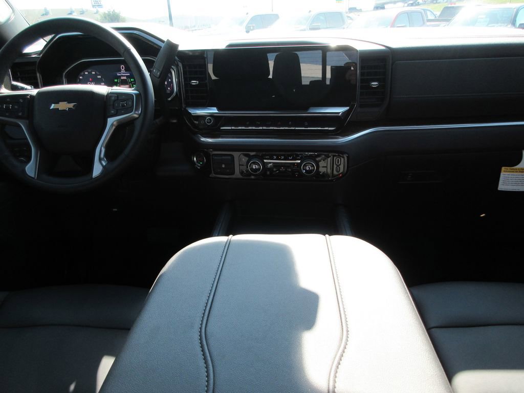 Used 2026 Chevrolet Silverado 2500 LT w/ Z71 Chrome Sport Edition image 20