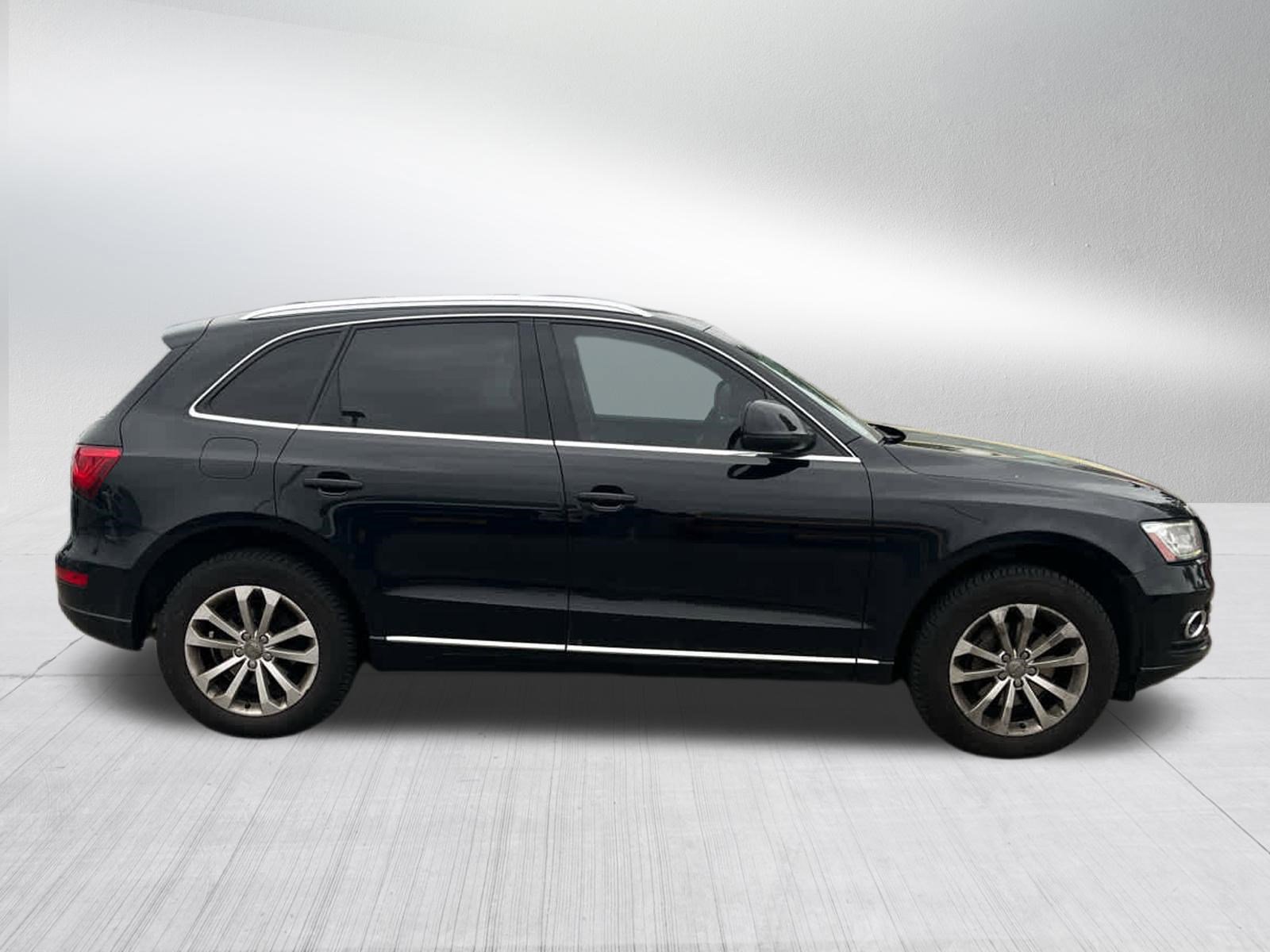 Used 2014 Audi Q5 2.0T Premium Plus w/ Premium Plus Package AWD/4WD image 9