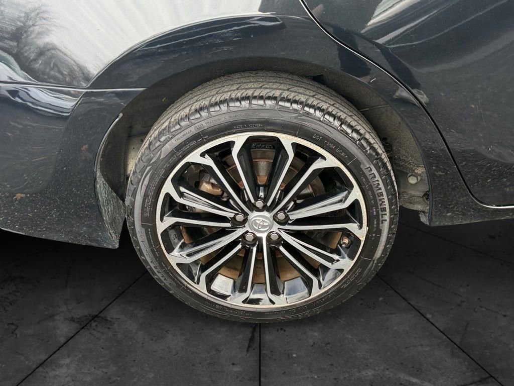 Used 2014 Toyota Corolla S Premium w/ Driver Convenience Package image 10