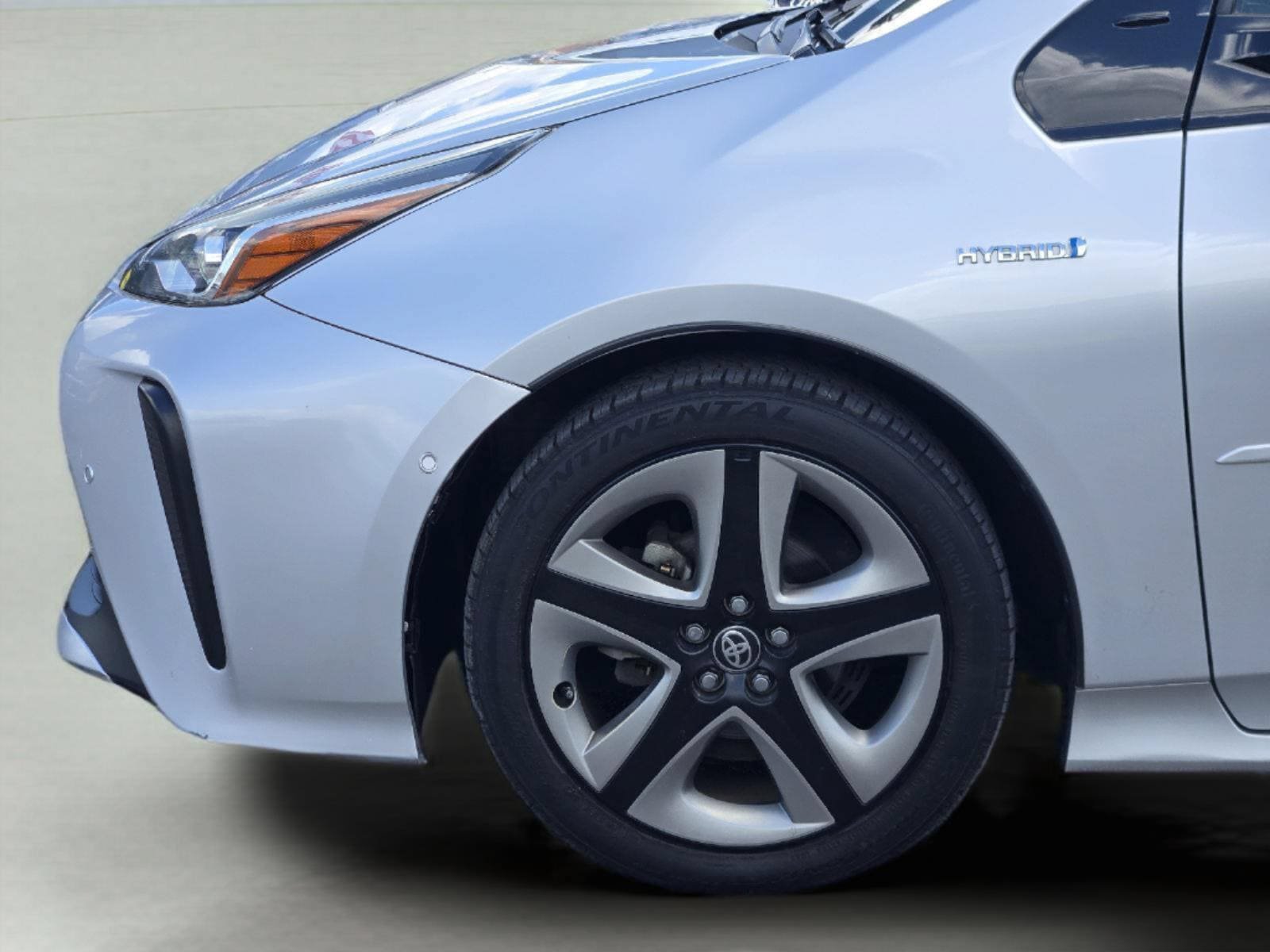 Used 2019 Toyota Prius Limited FWD image 9