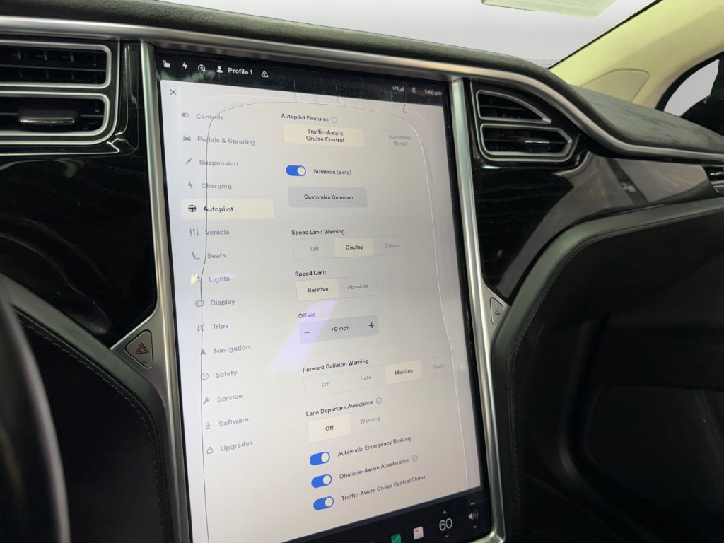 Used 2016 Tesla Model X 90D AWD/4WD image 25