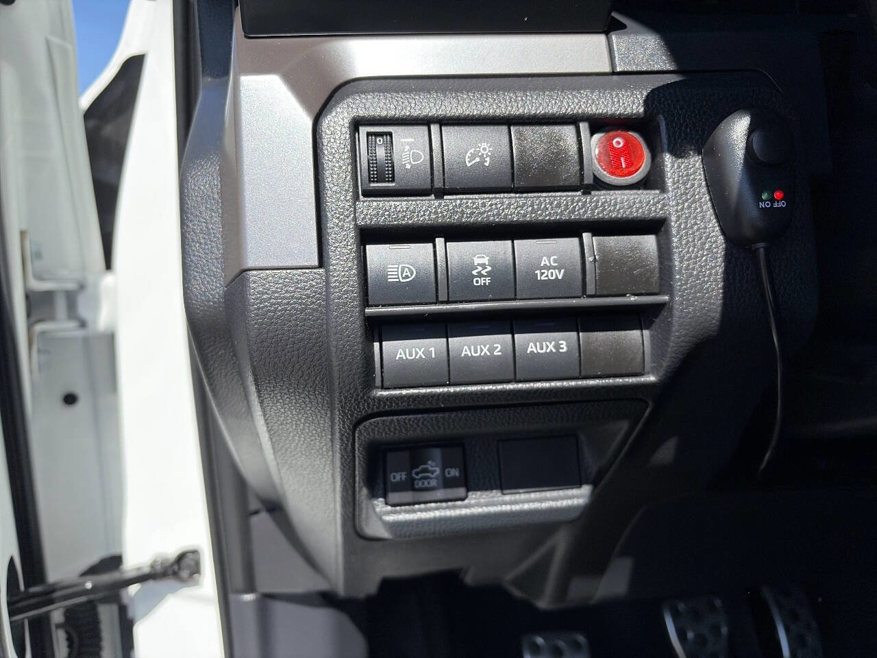 Used 2024 Toyota Tacoma TRD Sport w/ TRD Sport Upgrade Package AWD/4WD image 40