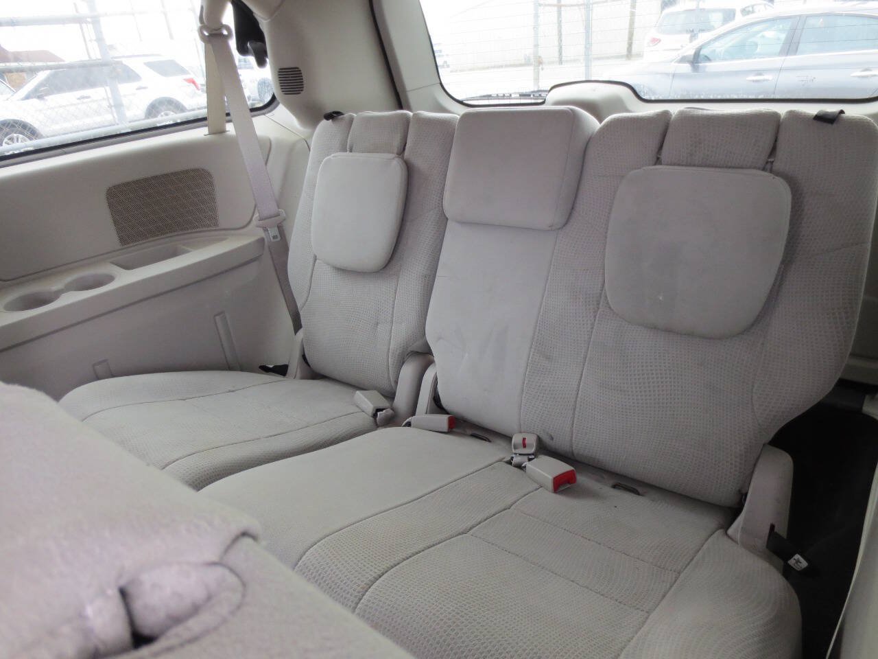 Used 2012 Dodge Grand Caravan SE FWD image 9