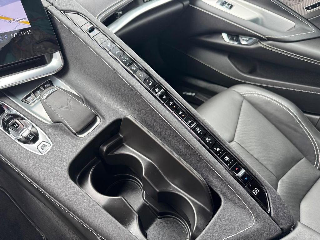 Used 2021 Chevrolet Corvette Stingray Preferred Cpe w/ 2LT image 15