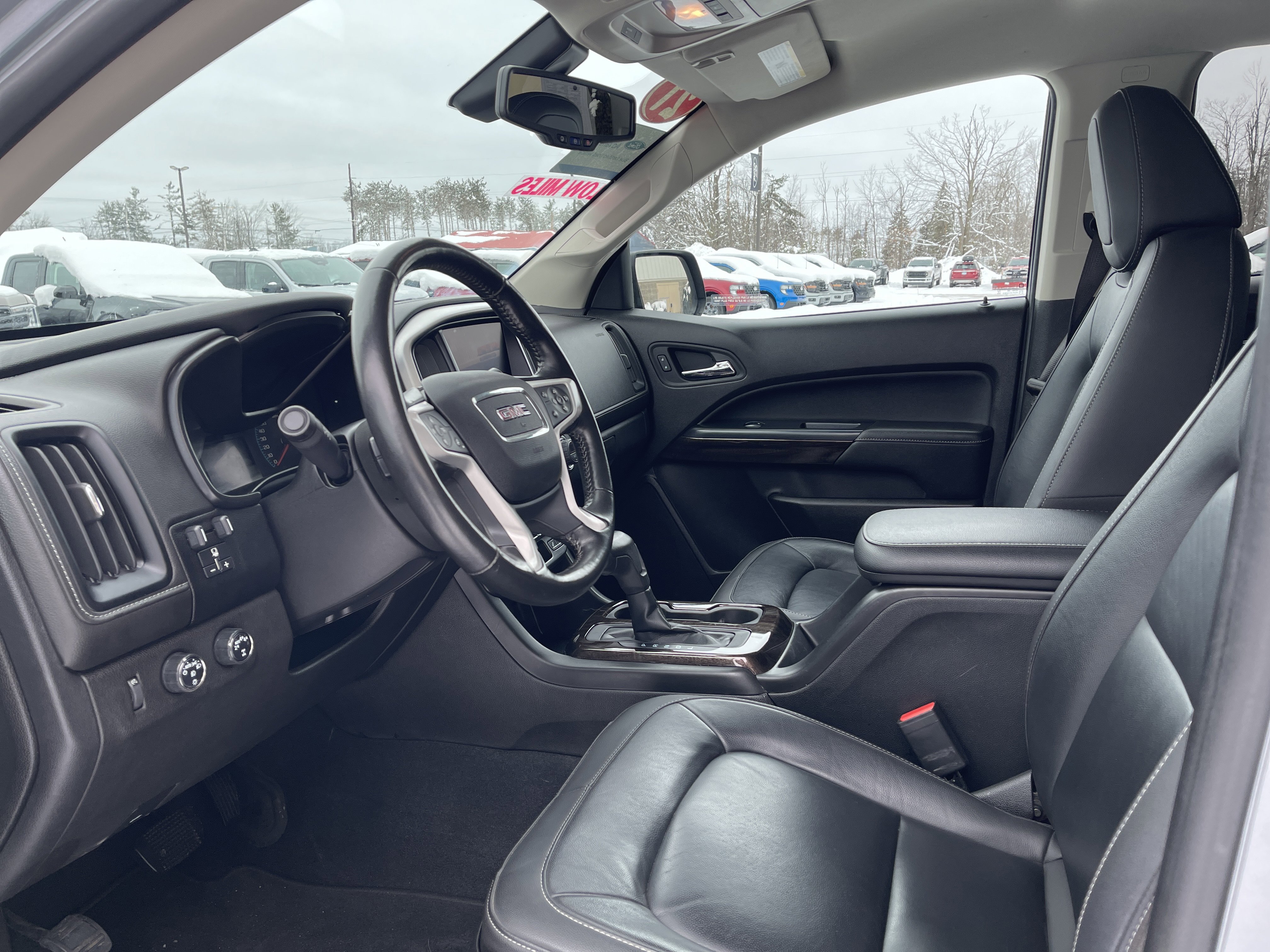 Used 2021 GMC Canyon Elevation w/ High Elevation Package image 12