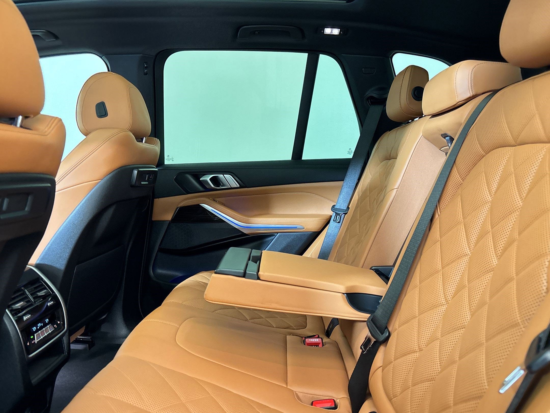 Certified 2023 BMW X5 sDrive40i w/ Climate Comfort Package image 34