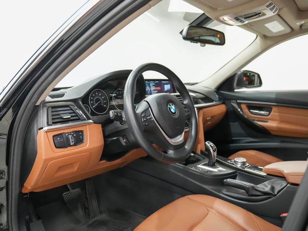 Used 2015 BMW 328i xDrive Wagon AWD/4WD image 4
