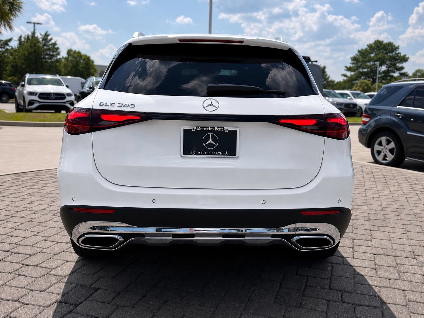 Certified 2025 Mercedes-Benz GLC 300 image 10