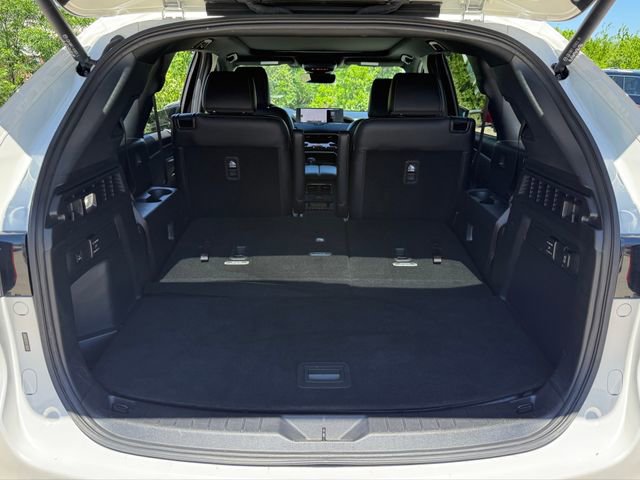 Used 2024 MAZDA CX-90 Plug-In Hybrid w/ Premium Plus image 29