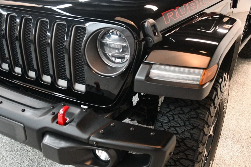 Used 2018 Jeep Wrangler Unlimited Rubicon AWD/4WD image 12