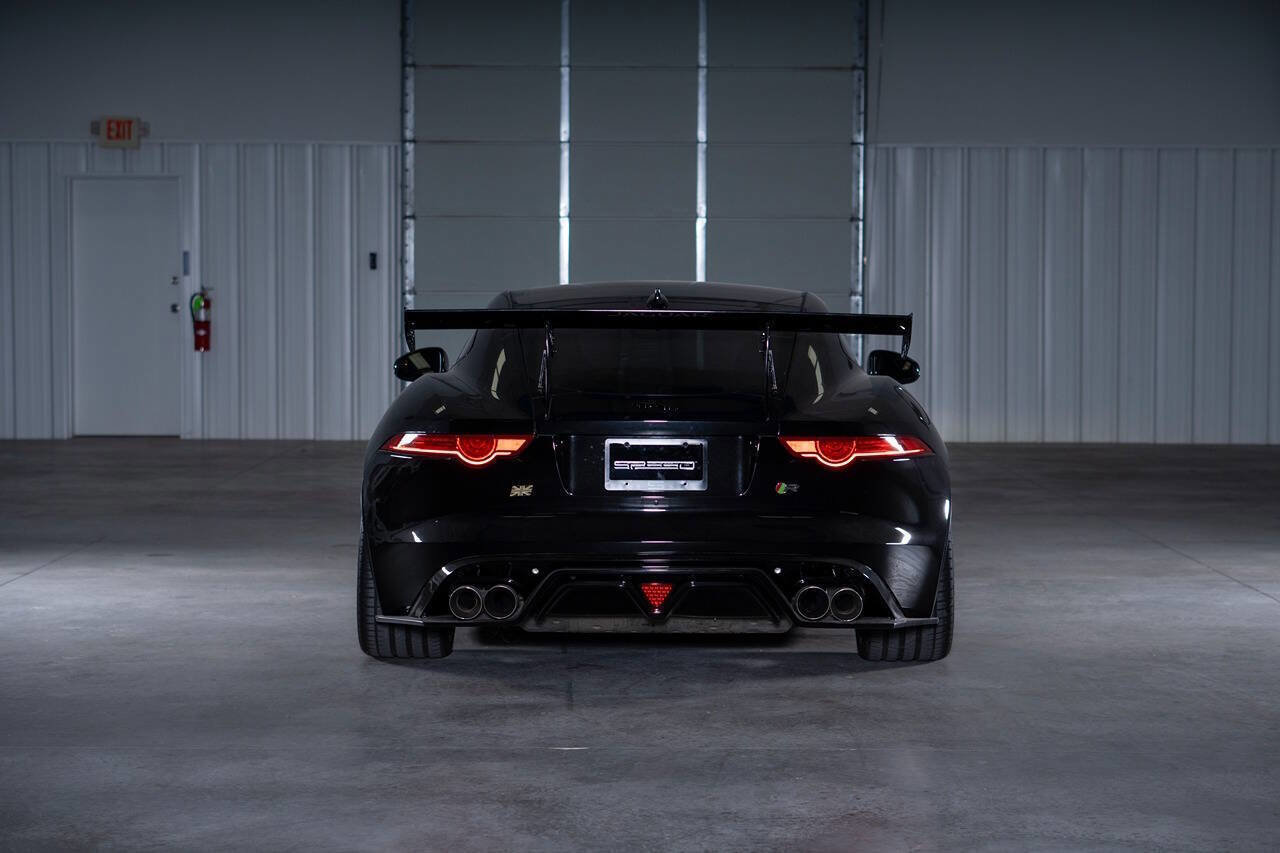 Used 2015 Jaguar F-TYPE R image 8