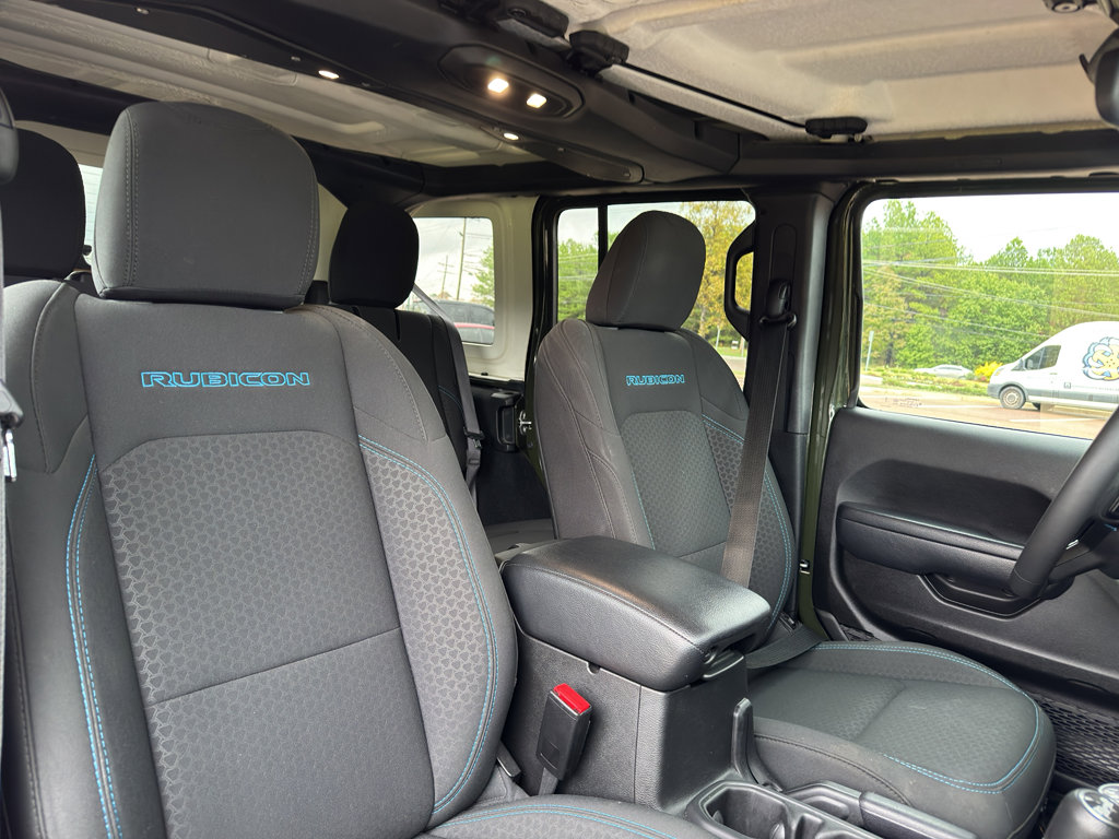 Used 2024 Jeep Wrangler Unlimited Rubicon 4xe image 10
