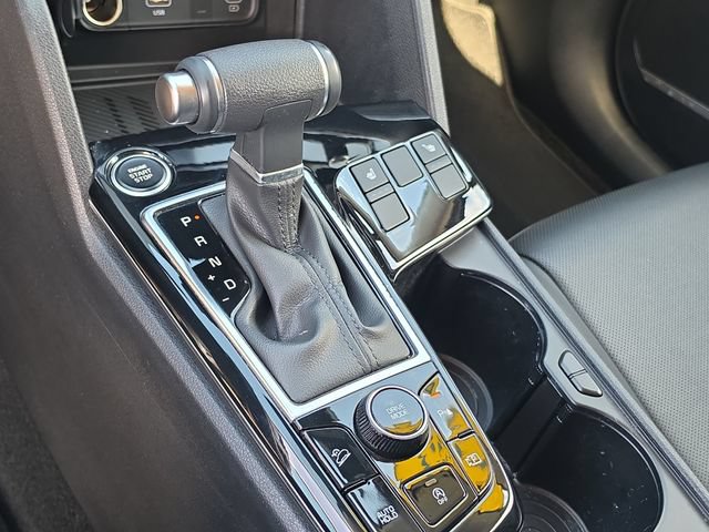 Certified 2025 Kia Sportage EX FWD image 28