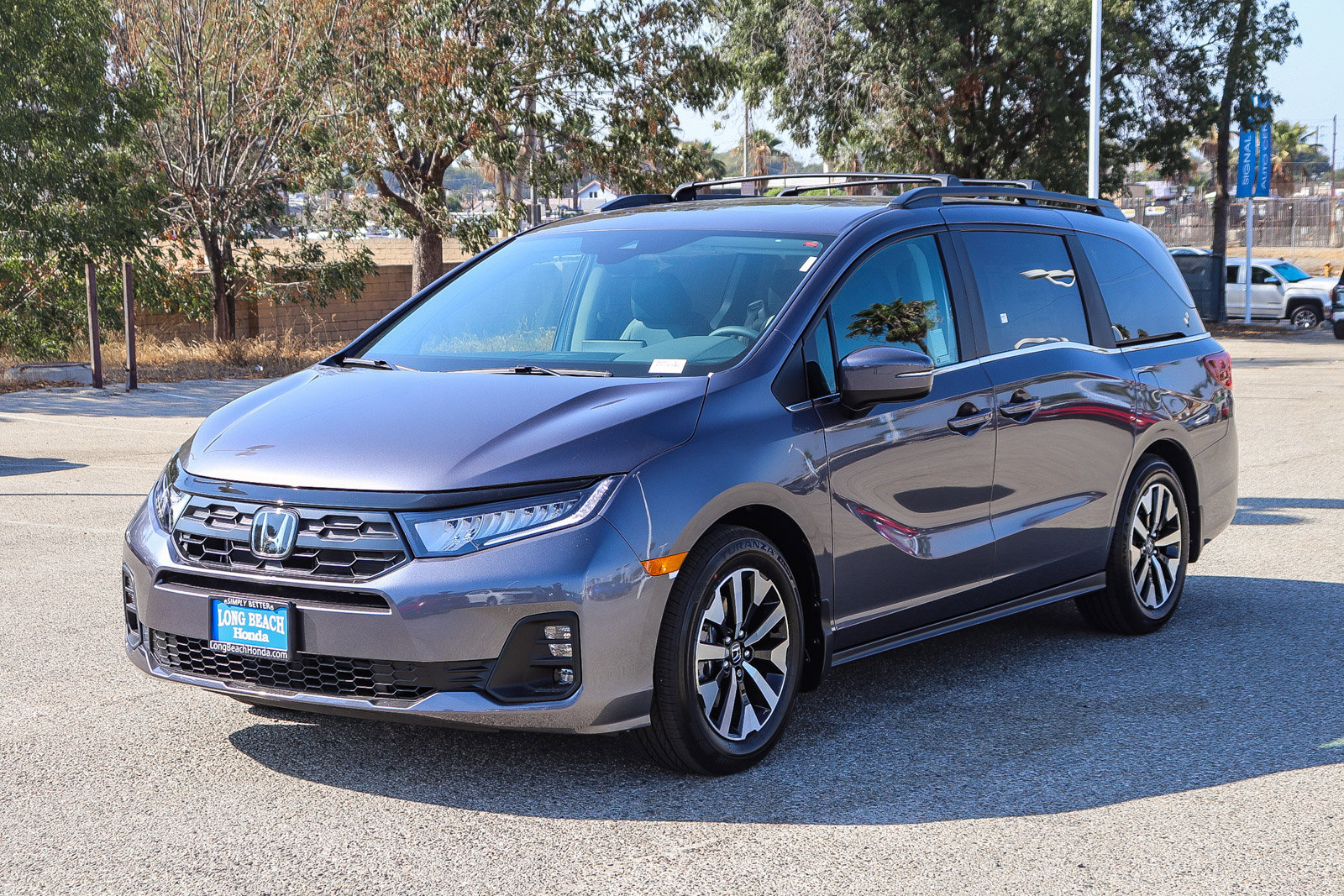 New 2026 Honda Odyssey EX-L image 3