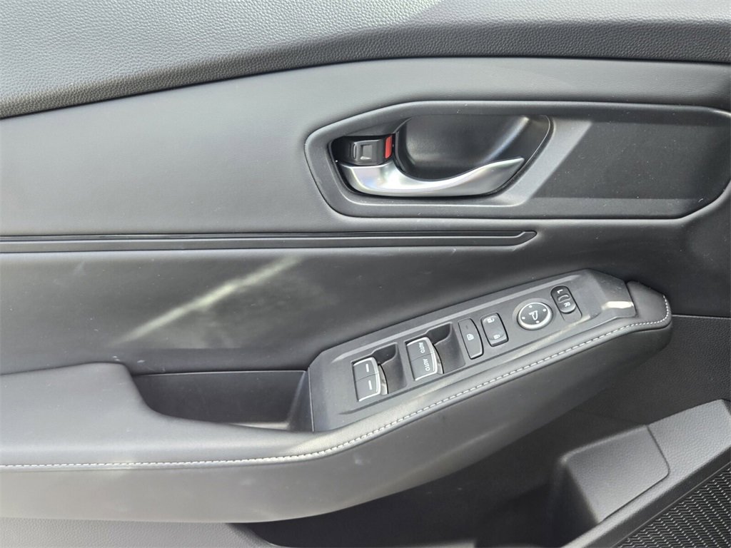 Used 2024 Honda Accord Sport image 28