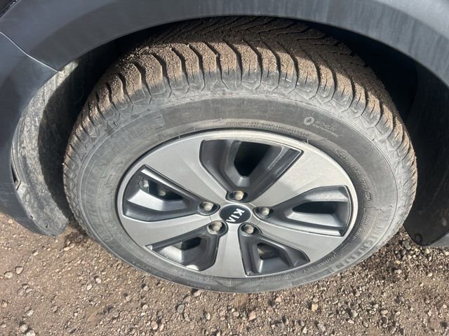 Used 2019 Kia Niro LX image 11