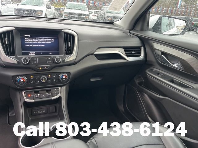 Used 2024 GMC Terrain SLT image 17