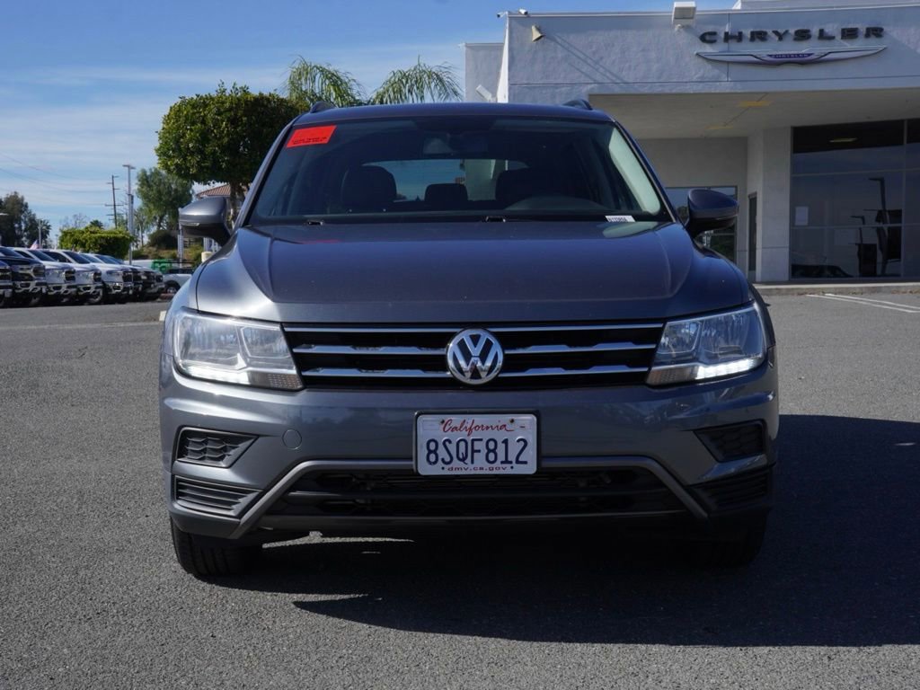 Used 2020 Volkswagen Tiguan SE w/ Panoramic Sunroof Package image 10