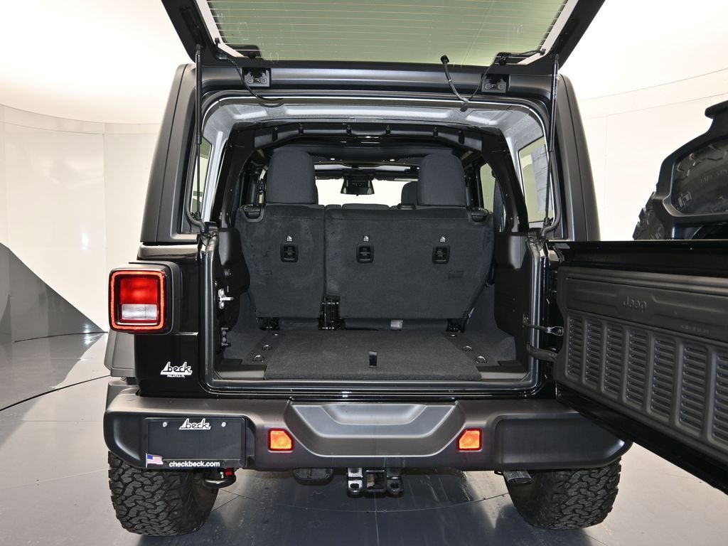 New 2026 Jeep Wrangler Unlimited Sport AWD/4WD image 21