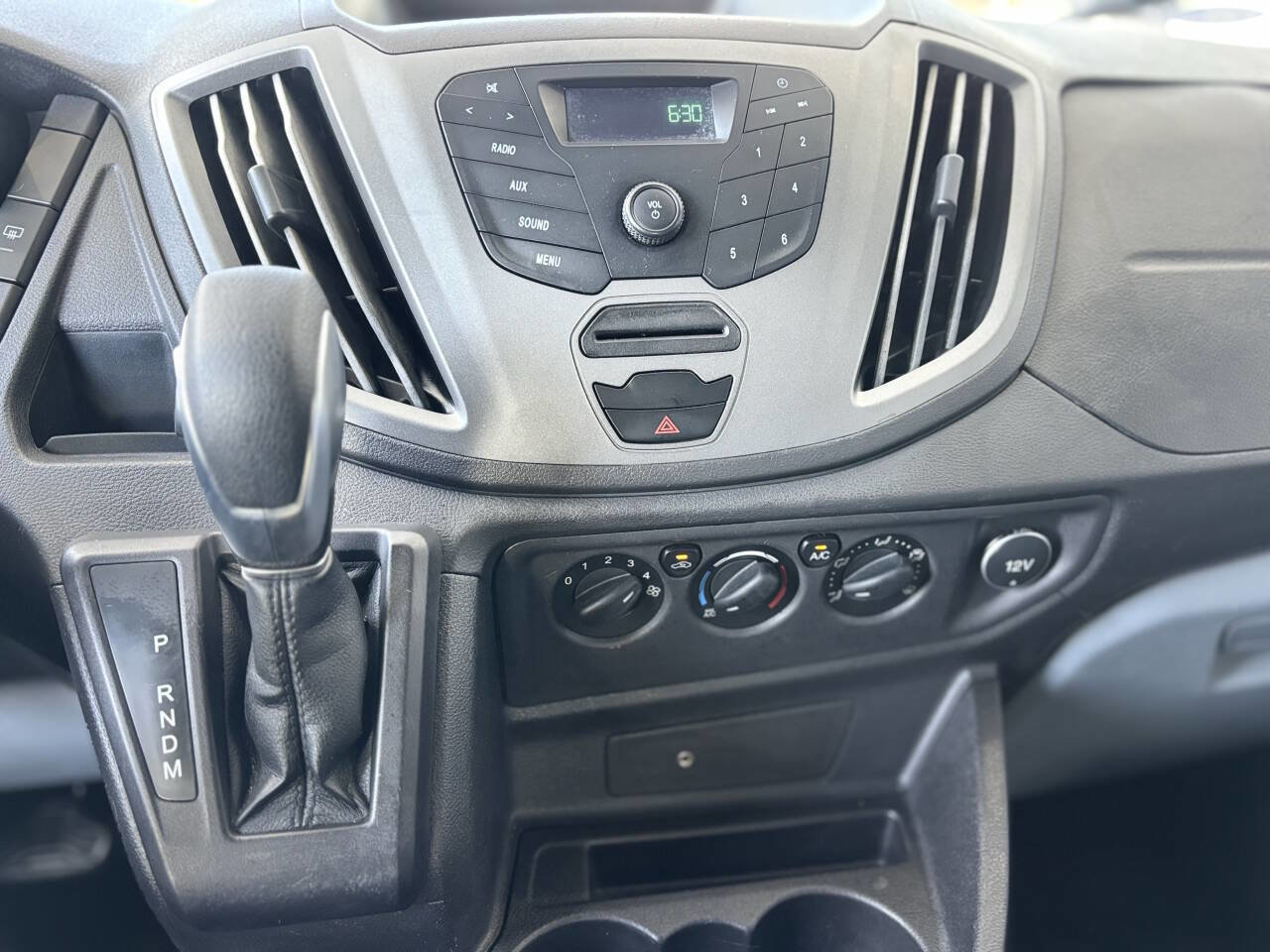 Used 2017 Ford Transit 350 XL RWD image 19