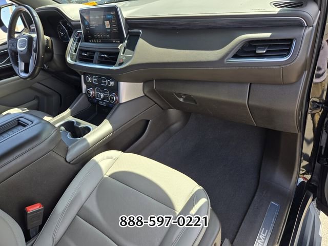Used 2021 GMC Yukon XL SLT w/ SLT Luxury Plus Package image 18