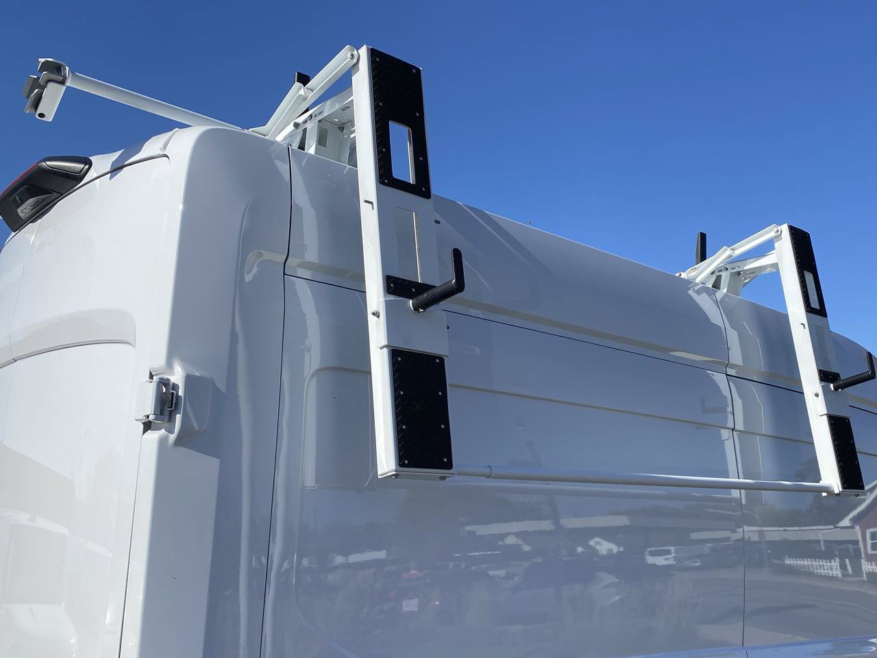 Used 2023 Ford Transit 250 148 High Roof RWD image 43