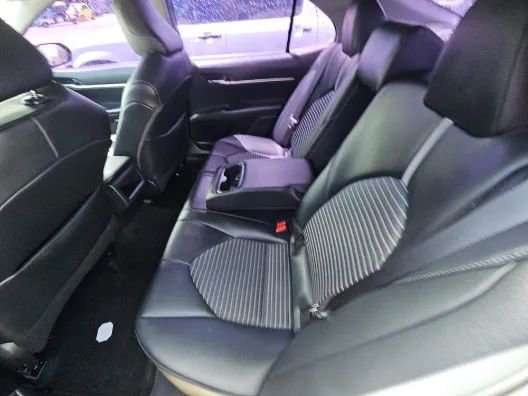 Used 2021 Toyota Camry SE w/ Convenience Package image 13