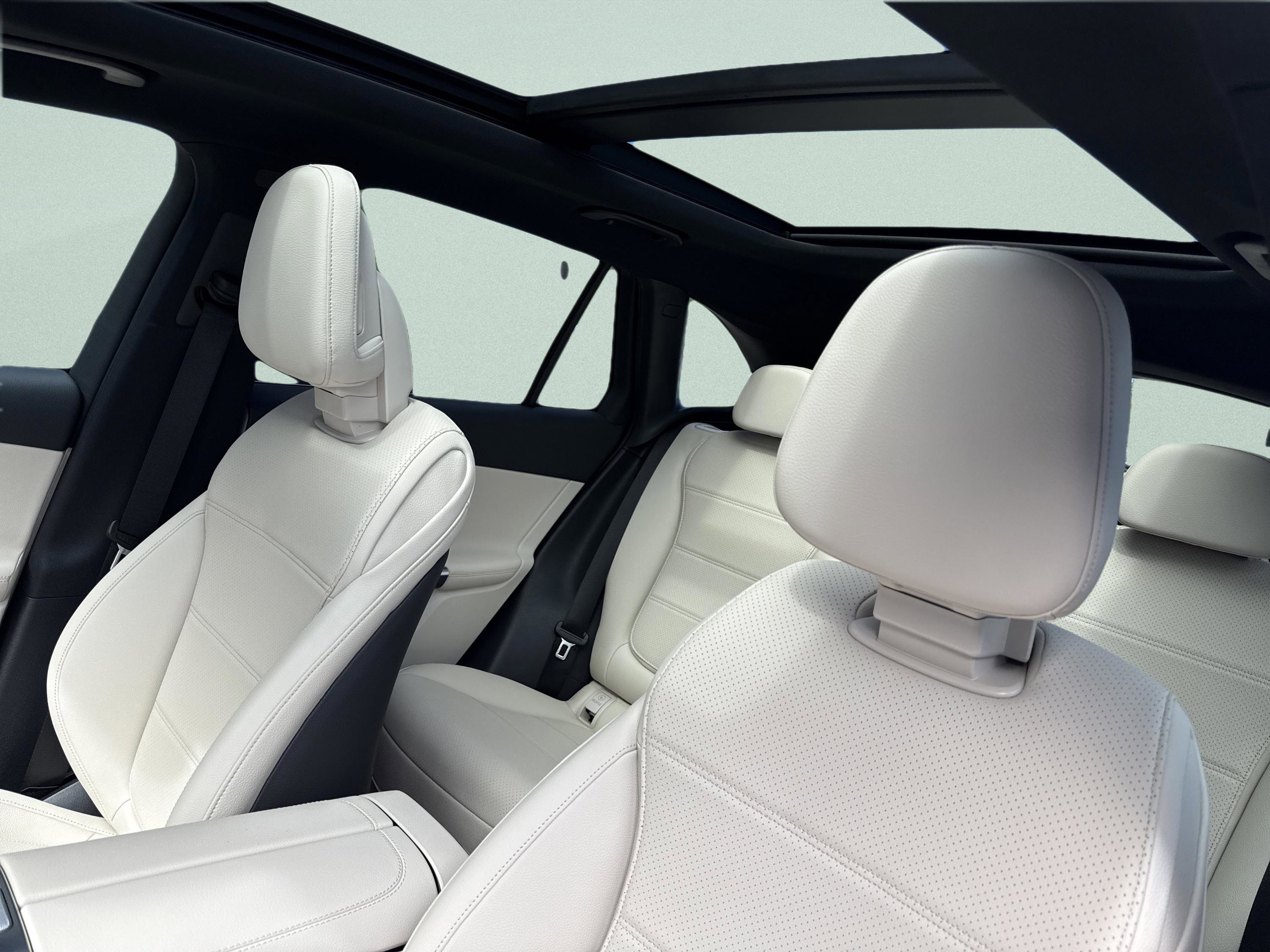 Certified 2026 Mercedes-Benz GLC 300 GLC 300 image 15