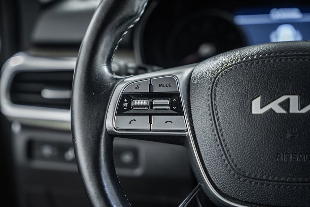 Used 2022 Kia Telluride SX w/ SX Prestige Package image 34