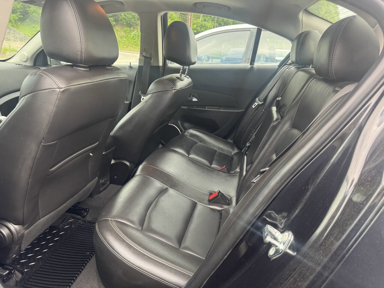 Used 2016 Chevrolet Cruze LTZ w/ Sun, Sound and Sport Package FWD image 6