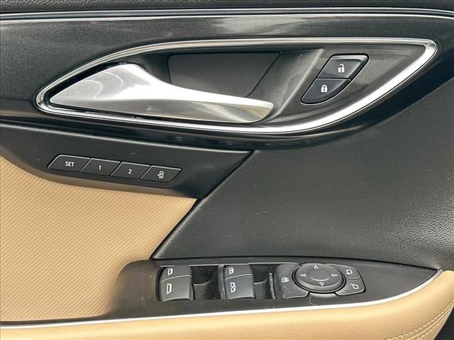 Certified 2025 Buick Envision Preferred AWD/4WD image 20