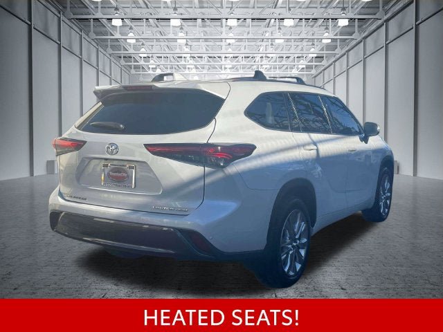 Used 2022 Toyota Highlander Limited AWD/4WD image 8