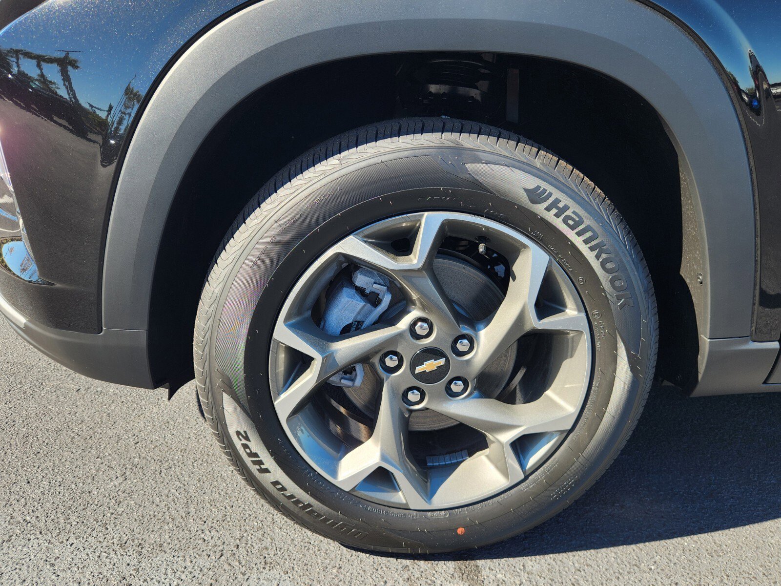 New 2026 Chevrolet Trax LT w/ Driver Confidence Package image 4