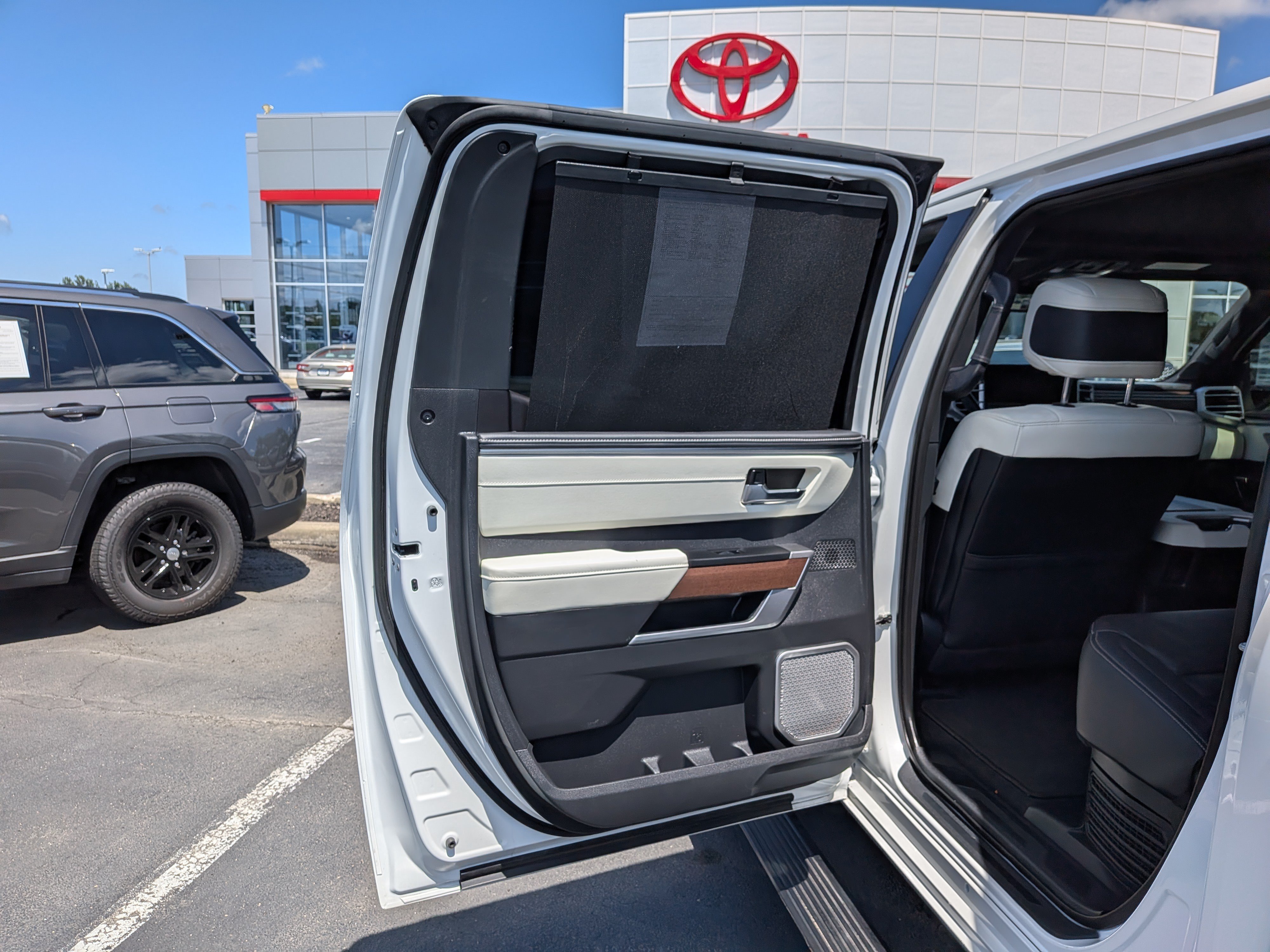 Used 2023 Toyota Tundra Capstone AWD/4WD image 25