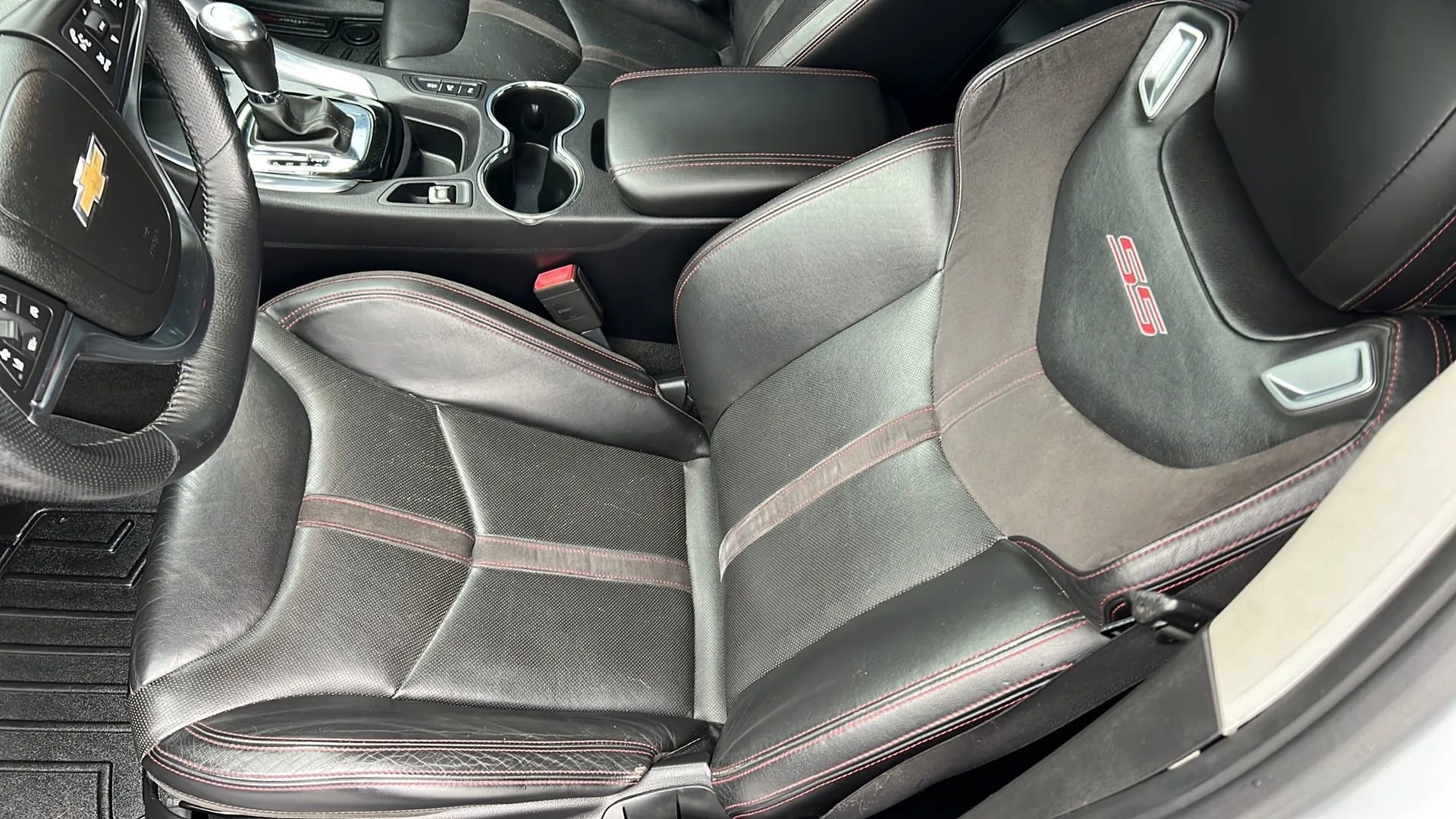 Used 2014 Chevrolet SS RWD image 17
